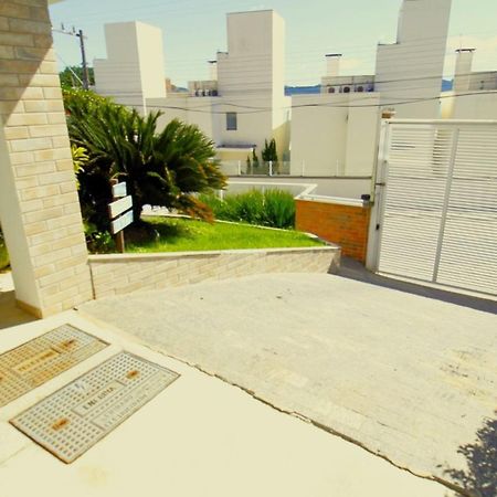1079 - Apartamento Com Vista Para O Mar Em Bombinhas Luaran gambar