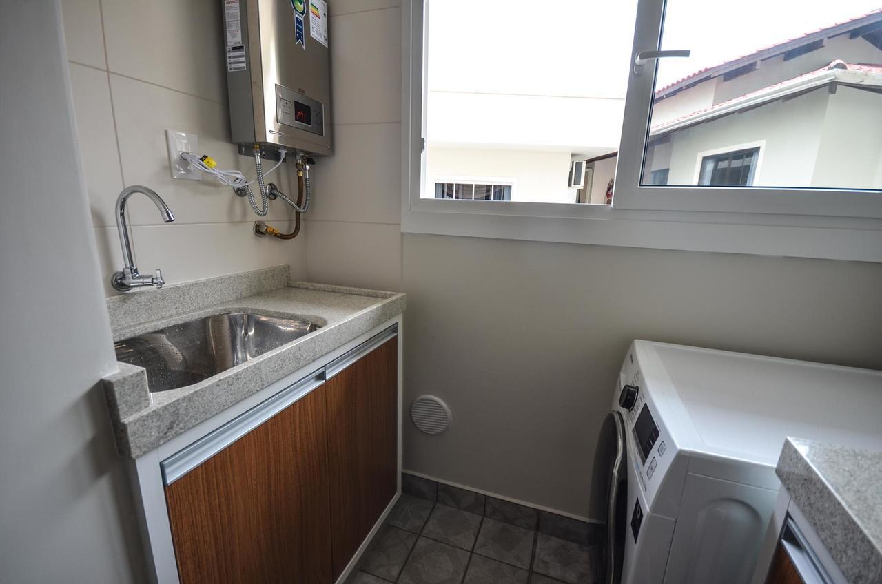 1079 - Apartamento Com Vista Para O Mar Em Bombinhas Luaran gambar